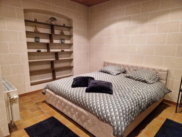 Photo Chambres, salle de bain et cuisine le tout meublés avec services de Chambres image 3/6