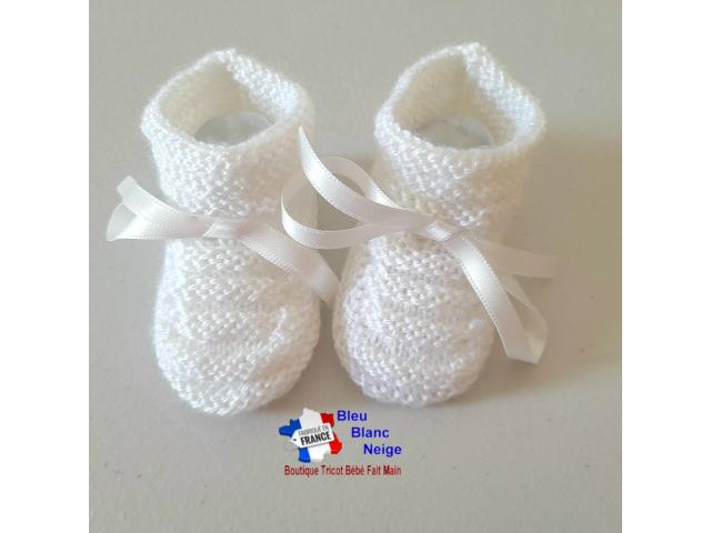 Photo Chaussons motif GODRON tricotés main modèle layette bébé image 3/6
