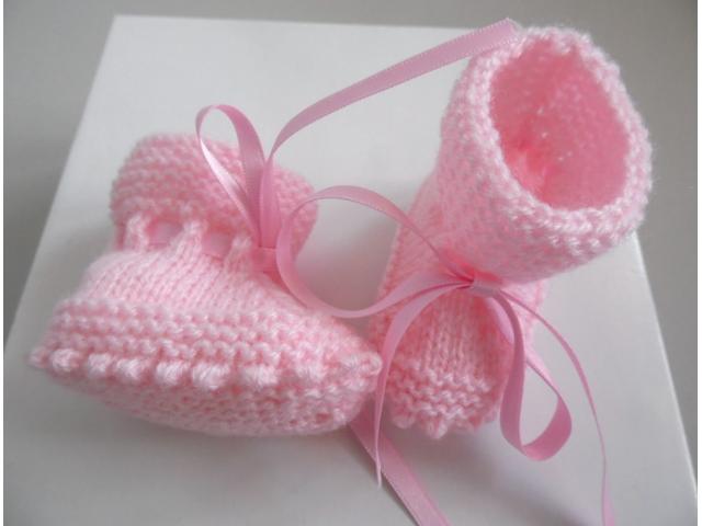 Photo Chaussons ROSES à crans layette bébé tricot laine image 3/6