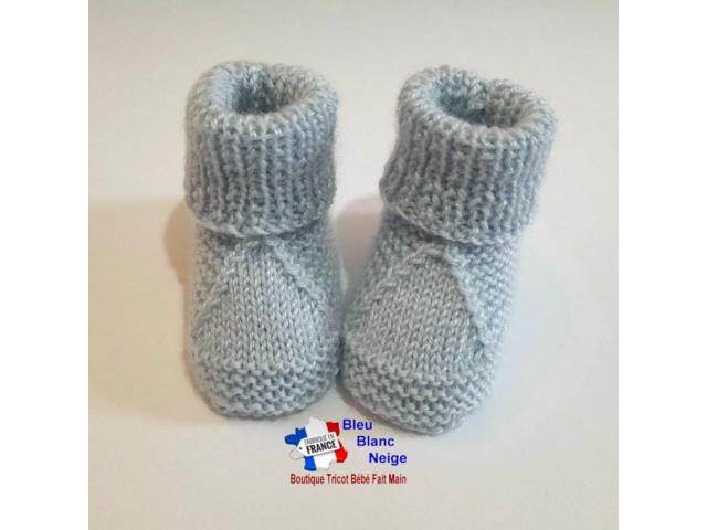 Photo Chaussons TRIANGLE tricotés main layette bébé image 3/6