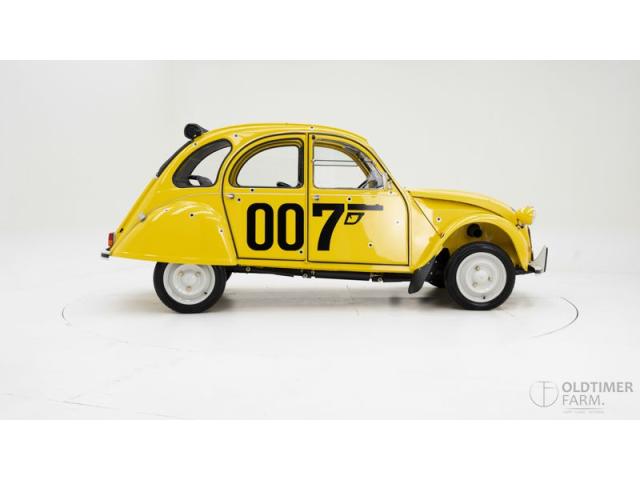 Photo Citroën 2C 6 James Bond 007 '80 CH6837 image 3/6