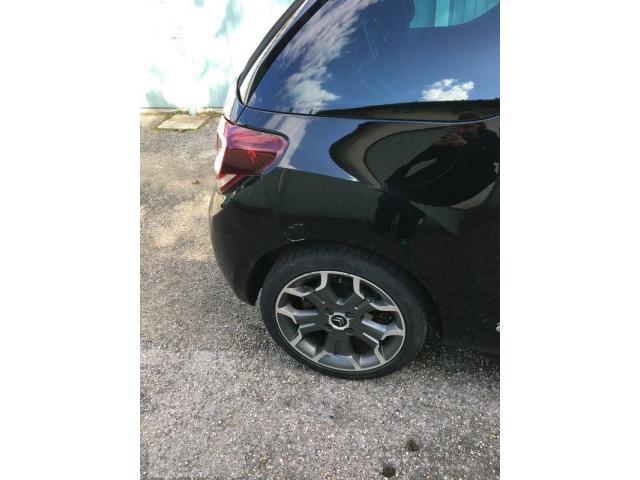 Photo Citroen DS3 - 1.6 THP 155 SPORT CHIC image 3/4