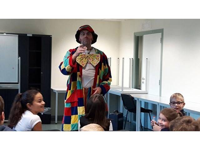 Photo Clown à domicile, spectacle dans les écoles, pour les associations,... image 3/6