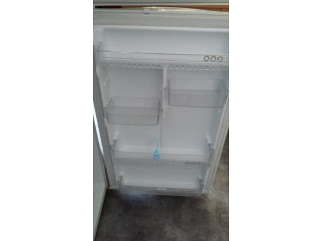 Photo Combiné frigo-réfrigérateur image 3/6
