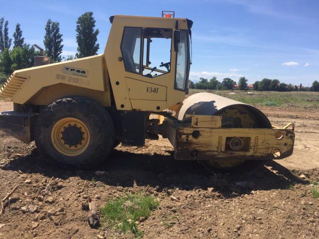 Photo Compacteur BOMAG BW213 de 2000 image 3/4