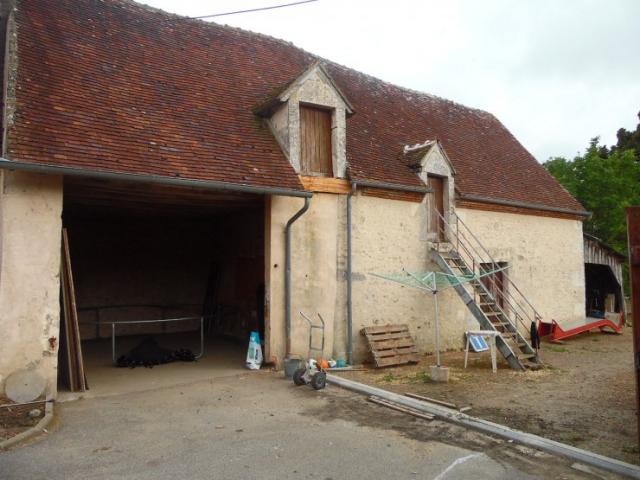 Photo Corps de Ferme beaucoup de bâtiments pour 259000€ image 3/6