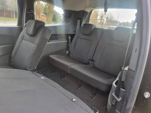 Photo Dacia Lodgy 2021 7places 1.3tce 131cv 96kw Gps Airco Cruise image 3/6