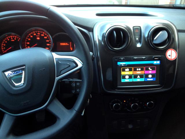 Photo DACIA SANDERO 1.5 DCI image 3/6