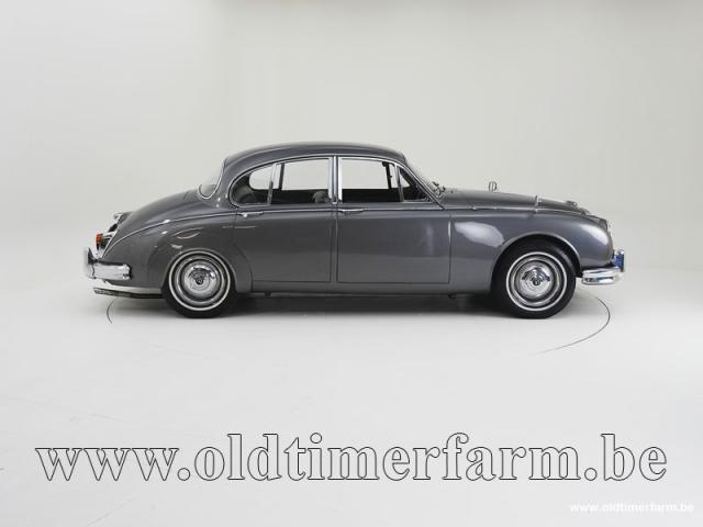 Photo Daimler V8 250 '63 CH42bw image 3/6