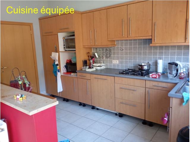 Photo Dans un clos, maison récente orientée sud-ouest image 3/6