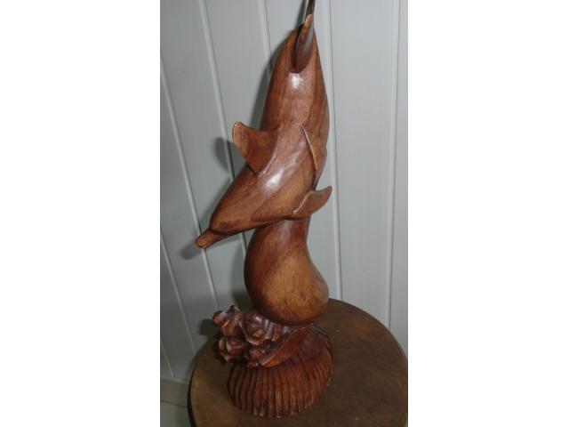 Photo DAUPHINS en bois sculpté image 3/3