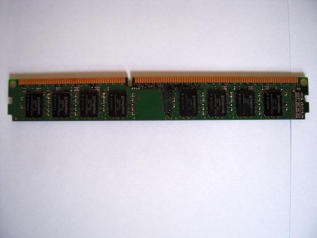 Photo DDR3 ++ LOW PROFIL +++ Kingston 2X 4GO KVR D3N9/4G 1333 Mhz ( Taiwan) AVEC RADIATEURS en plus image 3/3