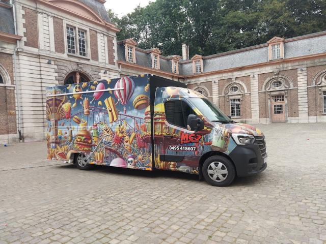 Photo Découvrez notre food truck savoureux et polyvalent ! image 3/6