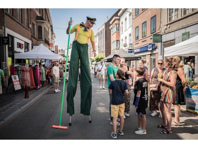Photo Des animations de rue et spectacles pour égayer vos fêtes d'Halloween, Noël, ... image 3/6