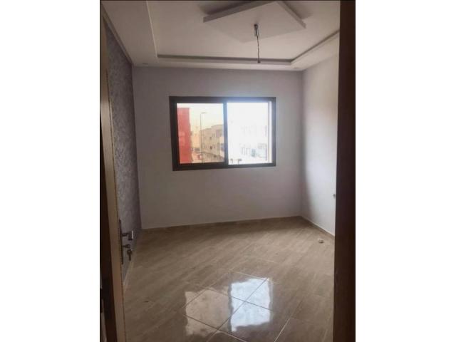 Photo des appartements et magasins à vendre  à titt mellil image 3/6