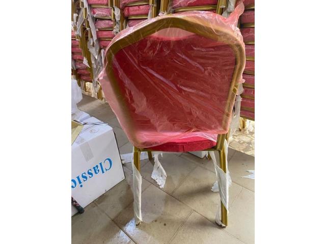 Photo DES CHAISES DE TRES BONNE QUALITE  A VENDRE image 3/5