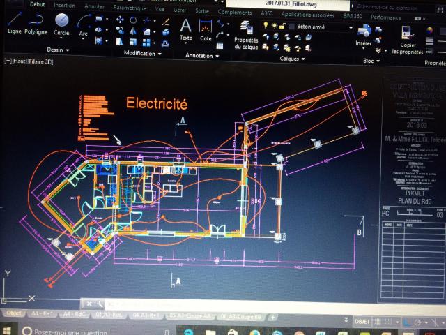 Photo Dessinateur (plans PC, plans d'exécution, etc) image 3/6