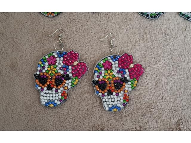 Photo Diamond Painting boucles d'oreilles "Tête de mort" image 3/3