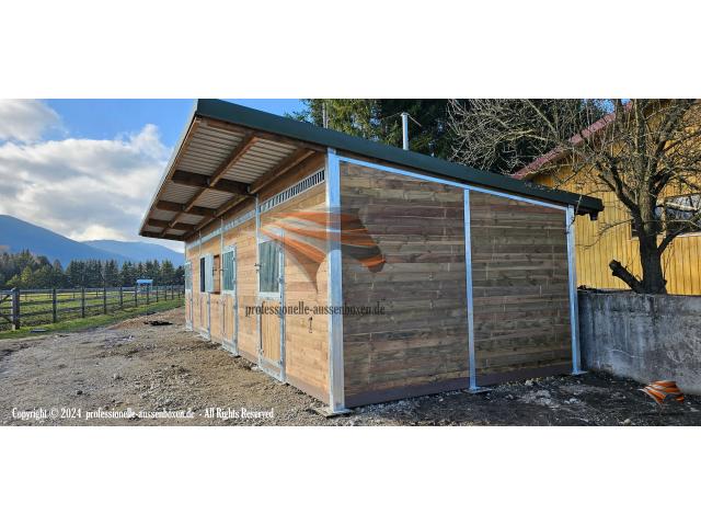 Photo Écuries Pour Chevaux & Boxes Intérieurs, Abris Pour Chevaux et Accessoires Équestres image 3/6