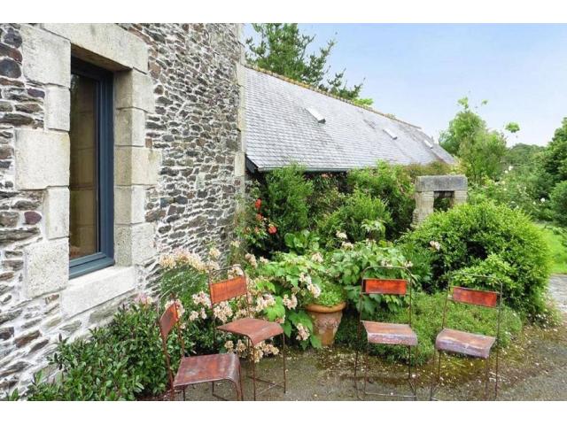 Photo En France 250 m² Maison de vacances ∙ 8 personnes ∙ 4 chambres∙4 salles de bain Maison avec jardin, image 3/3