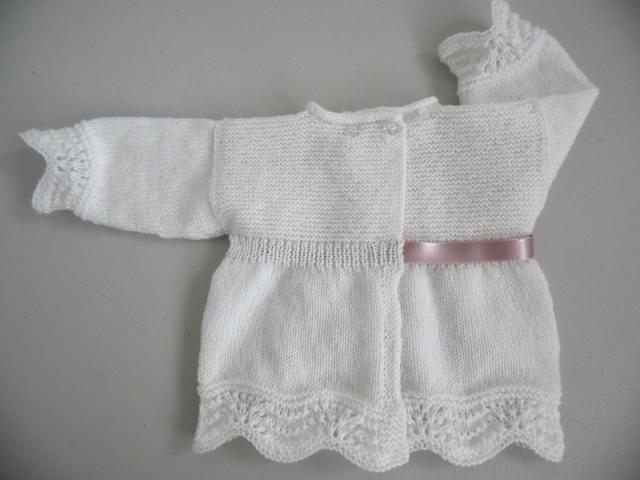 Photo Ensemble ou trousseau blanc tricot laine bébé fait main image 3/6