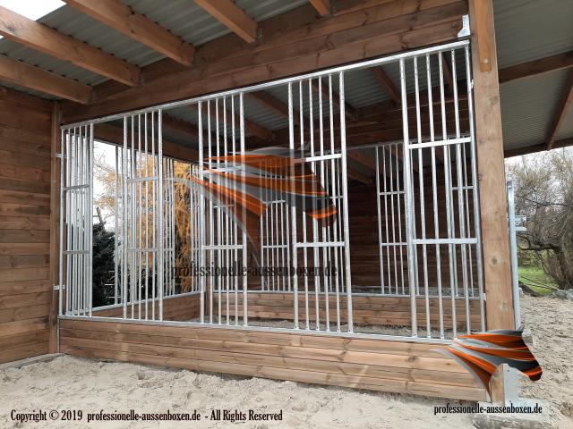 Photo Équestres : Box Extérieur Pour Chevaux & Construire Une Écurie et Abri Pour Chevaux image 3/6