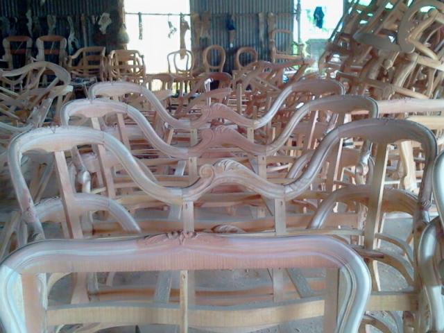 Photo Fabriquant de mobilier en bois image 3/6