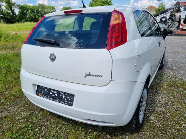 Photo Fiat Punto 2009 3portes 156000km 1.3jtd 70cv pack électrique image 3/6