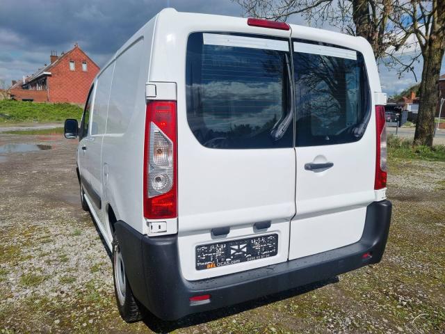 Photo Fiat Scudo L1h1 4/2015 1.6jtd 90cv 66kw euro5b 147000km.. image 3/6