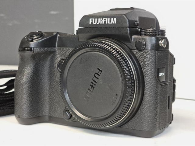 Photo Fujifilm GFX 50S 51.4 MP image 3/5