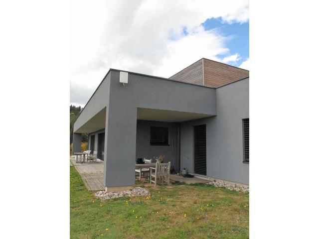 Photo GERARDMER (Hautes-Vosges) : Villa contemporaine de 220 m² habitables vendue partiellement meublée, é image 3/6