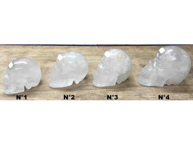 Photo Grand crâne en cristal de roche naturelle - H : 8 à 10 cm image 3/3