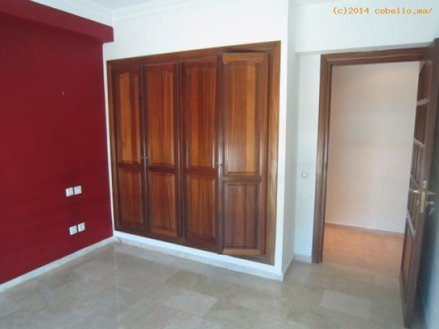 Photo Grande appartement en location à Rabat à Agdal image 3/6