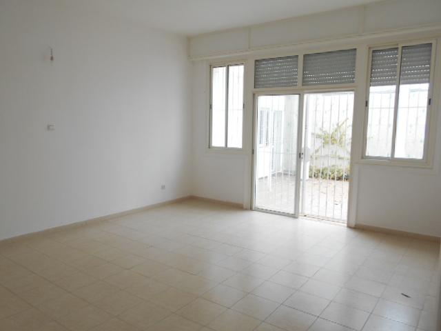 Photo Grande villa usage bureau en location à Rabat Olm Souissi image 3/6