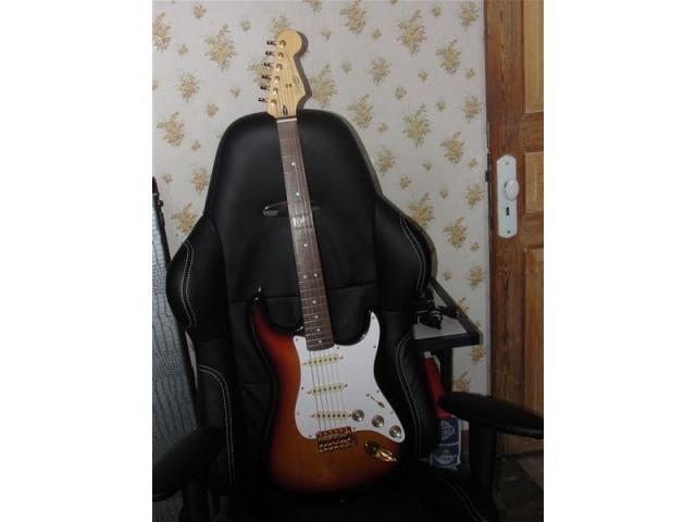 Photo Guitare Squier ( Fender ) image 3/6