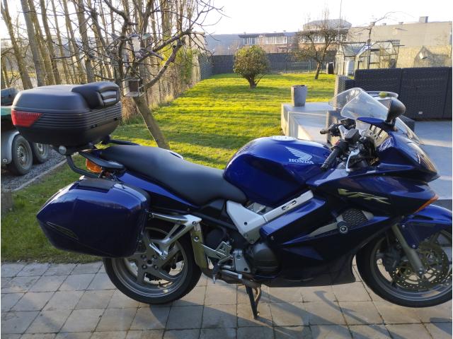 Photo Honda VFR 800 ABS VTEC image 3/6