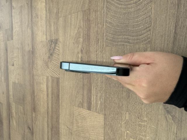 Photo iPhone 12 Pro peu servi image 3/6