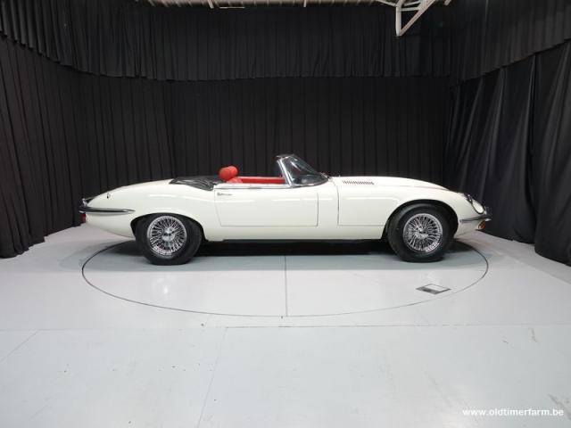 Photo Jaguar E-Type Series 3 V12 '73 CH2970 image 3/6