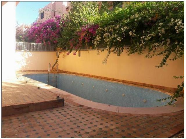 Photo joli villa vide de 5ch vc piscine et jardin a Targa image 3/3