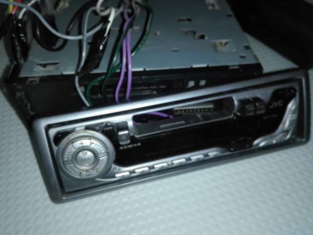 Photo JVC KS-F185 In Dash Cassette Receiver image 3/4