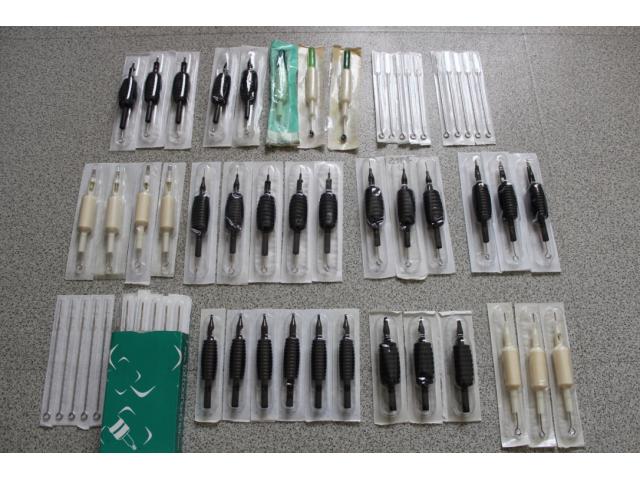 Photo kit de tatouage complet image 3/4