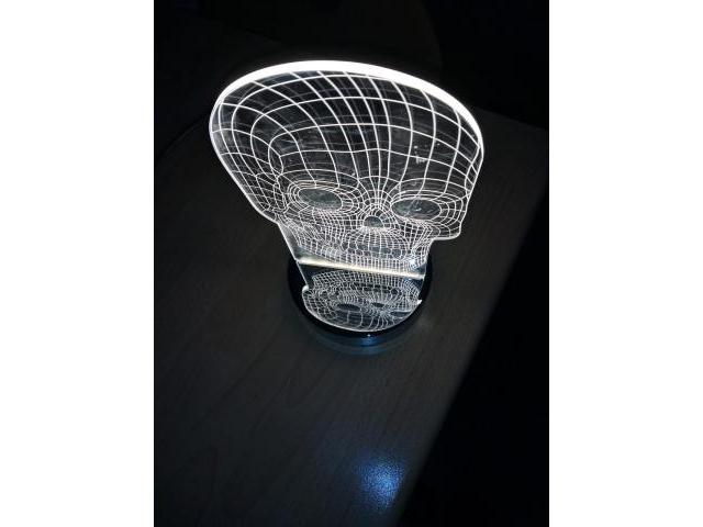 Photo Lampe 3D de tête de mort image 3/3