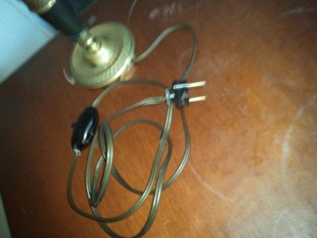 Photo Lampe ancienne laiton image 3/4
