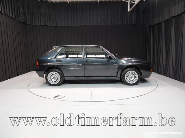 Photo Lancia Delta HF Integrale Evo 1 '92 CH2946 image 3/6