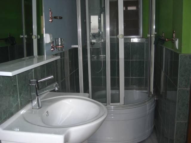 Photo LOCAL POUR BUREAU A LOUER A AMBATONAKANGA Ref#7581 image 3/3