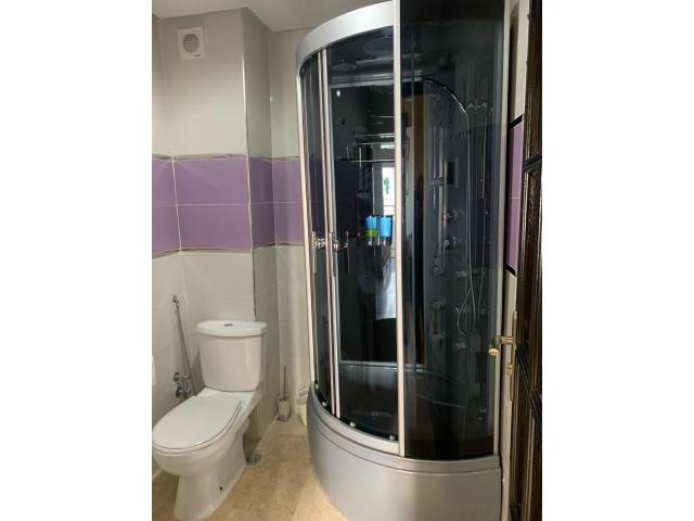 Photo location d'un appartement bien meublé dans une résidence fermer image 3/6