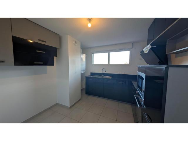 Photo Location maison 5 pièces 108 m² 38950 Saint-Martin-le-Vinoux image 3/5