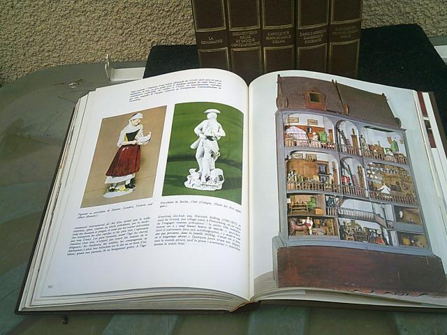 Photo LOT DE 6 LIVRES CIVILISATIONS PEUPLES ET MONDE image 3/3