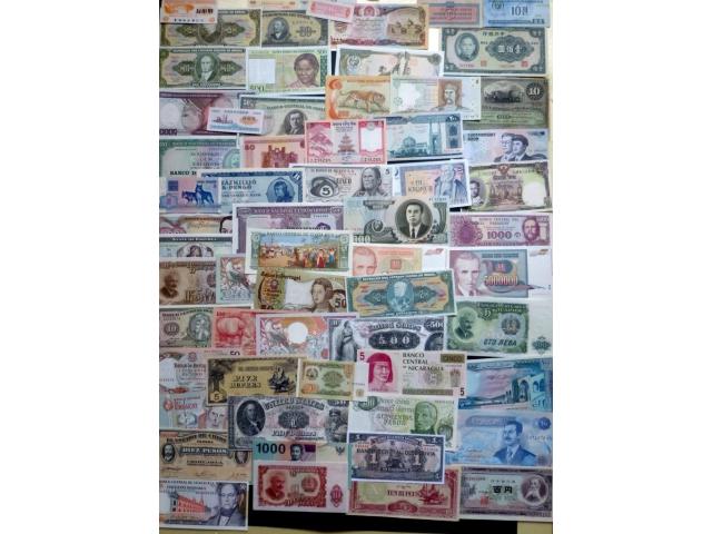 Photo lot de+ 700  billets  banque du monde image 3/6