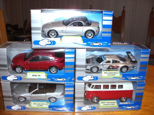 Photo Lot de 9 voitures miniatures Welly à l'échell 1/43 - 1/40 image 3/4